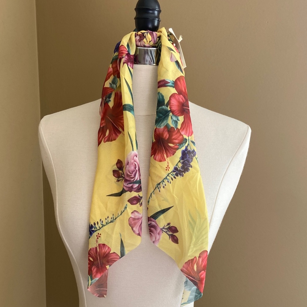 Floral Yellow Pony Tail Scarf NWT‎